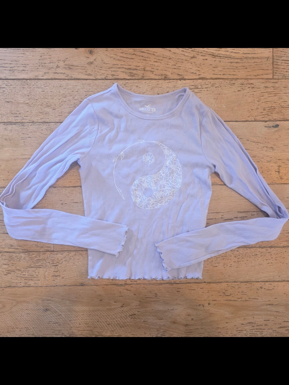 Hollister Lilac Ribbed Floral Yin Yang Long Sleeve Lettuce Trim Tee